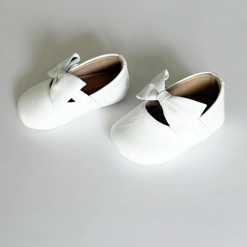 Elephantito Baby Ballerina Shoes with Bow - Picture 4 of 11